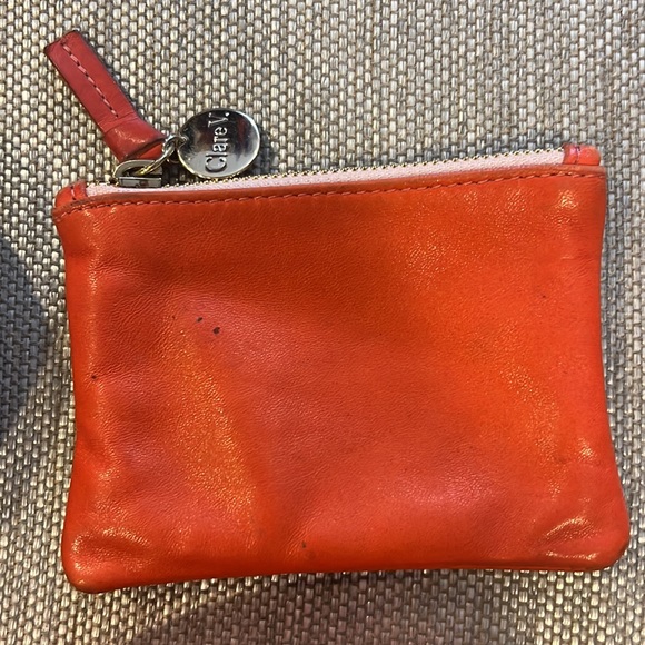 Clare v crossbody - Picture 8 of 10